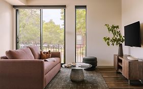 Sonder By Marriott Bonvoy Skyline Apartments Lohi