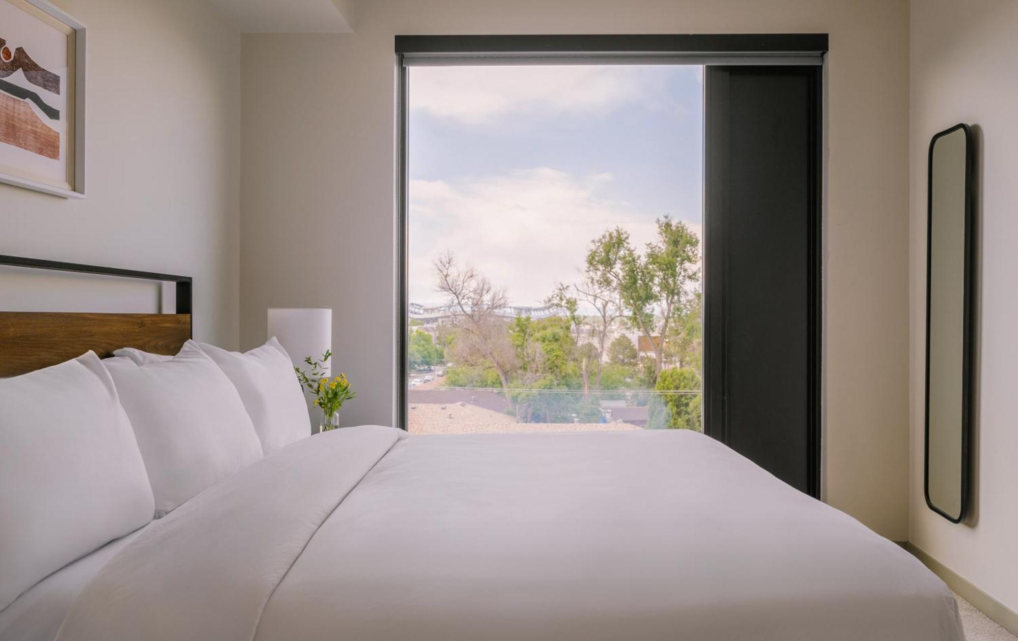 Sonder By Marriott Bonvoy Skyline Apartments Lohi DEN Room photo