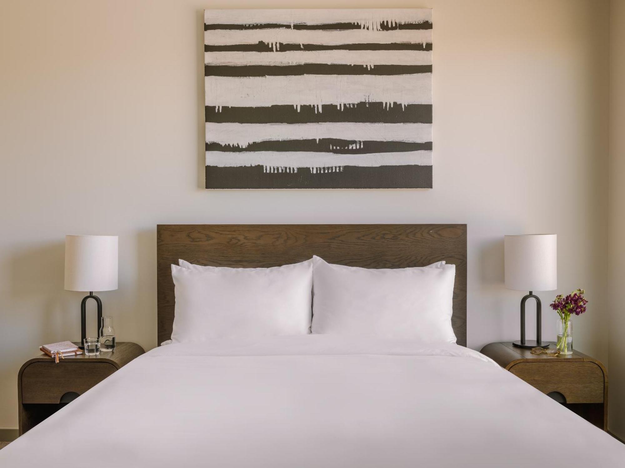 Sonder By Marriott Bonvoy Skyline Apartments Lohi DEN Room photo
